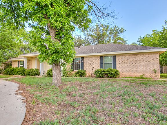 4th image of 3005 Sierra Dr