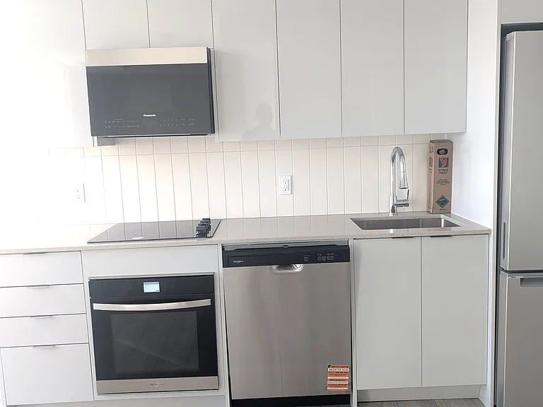 474 Caldari Rd N #1704 — Photo 9