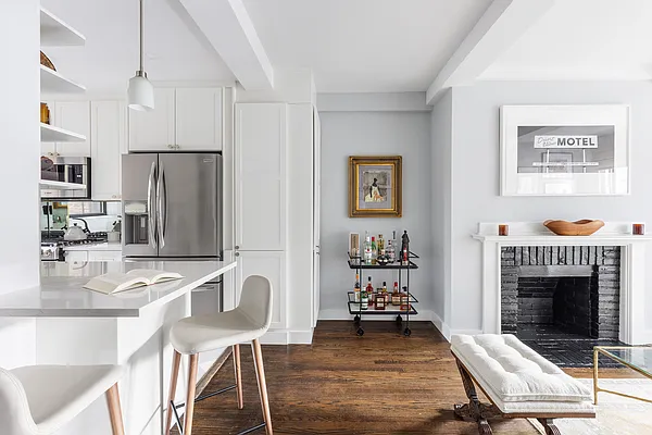 Sold by Compass | media 16