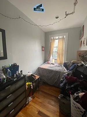 Rented by Fifth & Forever LLC | media 43