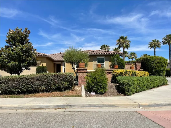 1302 E Tulip Cir, Beaumont, CA 92223