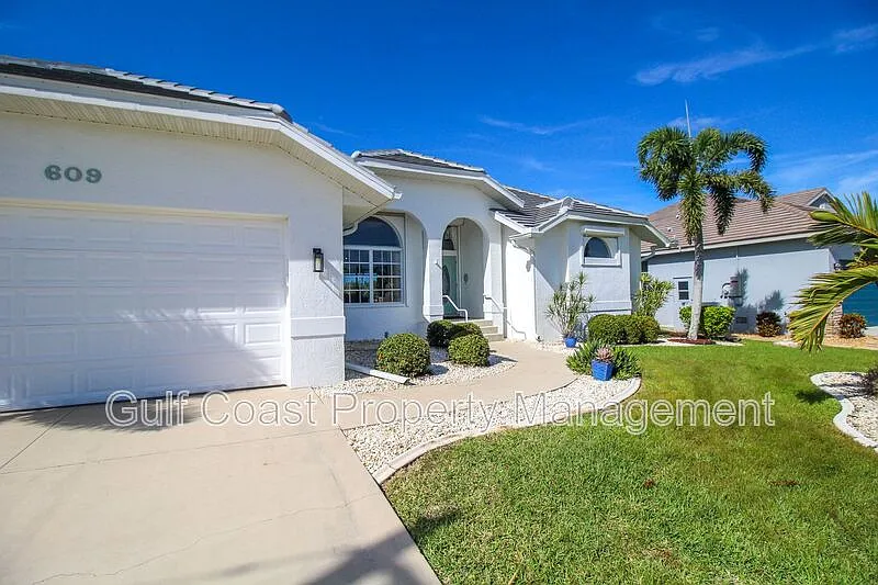 Building Photo - 609 Macedonia Dr