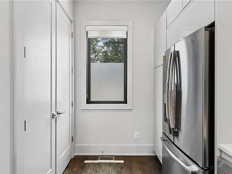 115 City View Ct NE — Photo 9