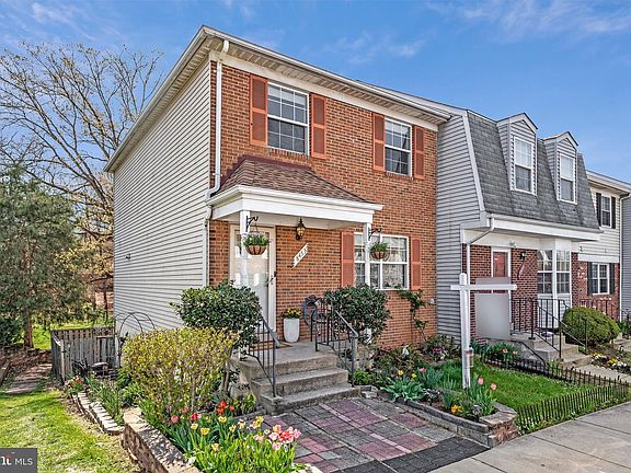 3rd image of 8453 McKenzie Cir
