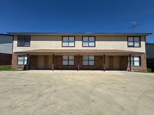 1210 Monroe Lp Photo 1