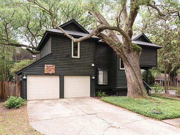 2nd image of 144 Mansfield Blvd