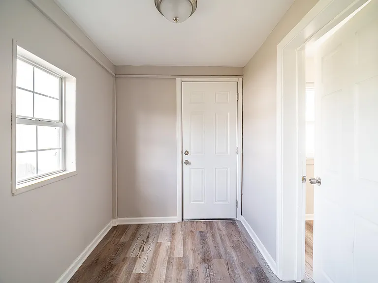 465 Brehl Ave — Photo 28