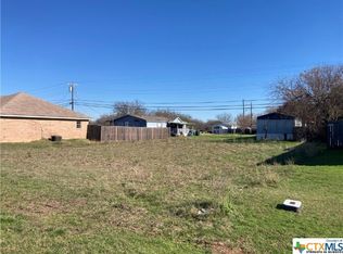 166 Lake Forest Dr, Morgans Pt Resort, TX 76513