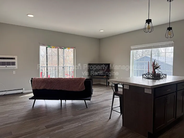 600 8th St S #304 — Photo 13