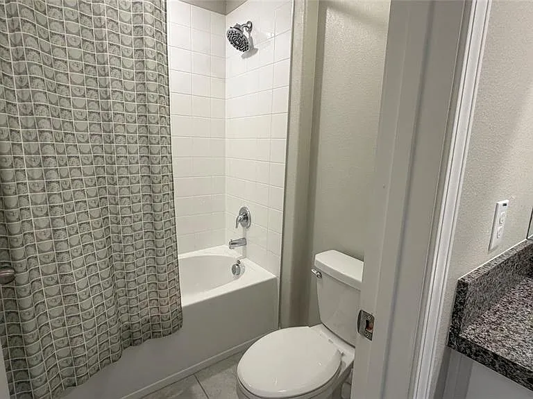 3816 Hanover Dr — Photo 48