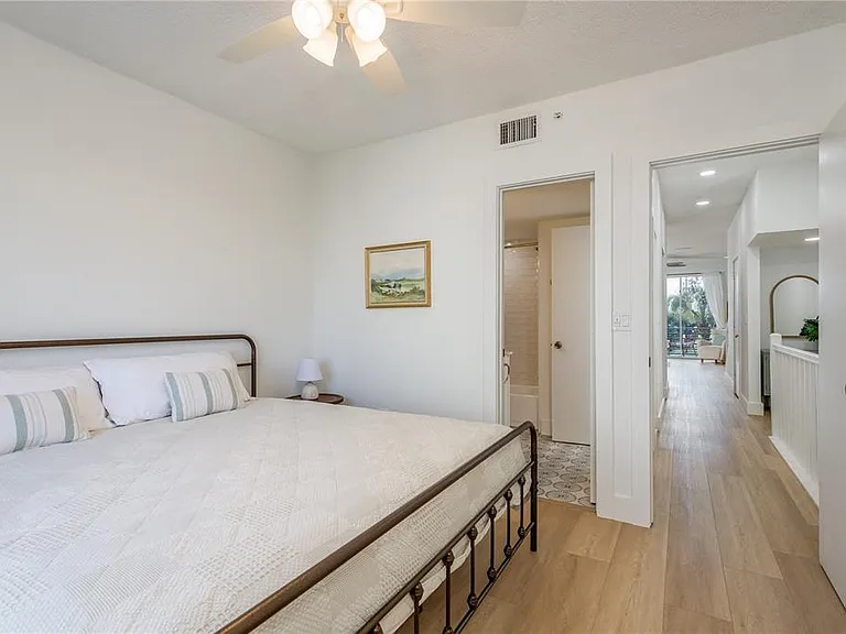 320 Island Way #209 — Photo 22