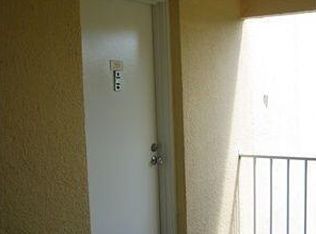 411 Executive Center Dr APT 205, West Palm Beach, FL 33401
