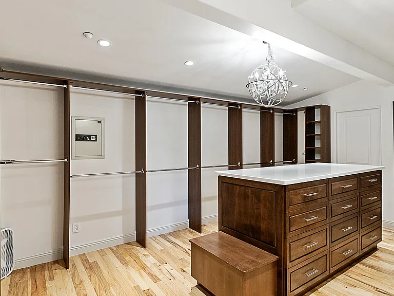 6928 E Jenan Dr — Photo 17