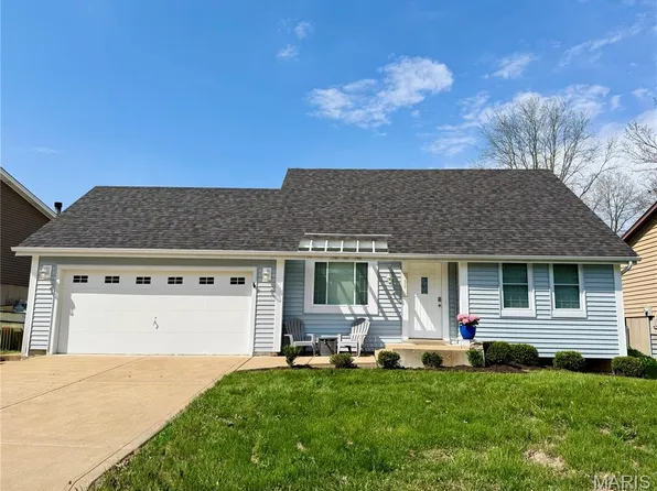 32 Fawn Meadows Dr, Eureka, MO 63025