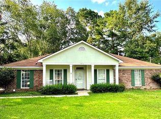 9470 Oak Forrest Dr, Mobile, AL 36695