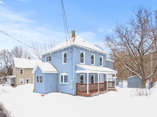 19 Fairgrounds Ave, North Adams, MA 01247