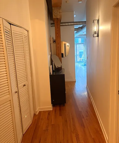 1344 W Madison St #302 — Photo 7