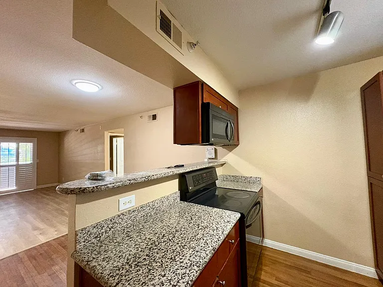 2750 S Durango Dr #1016 — Photo 15