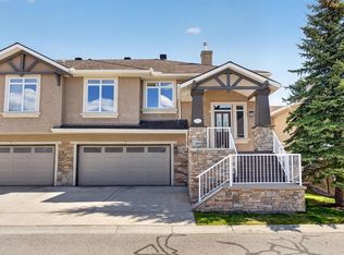 14 Discovery Woods Vlg SW, Calgary, AB T3H 5A6