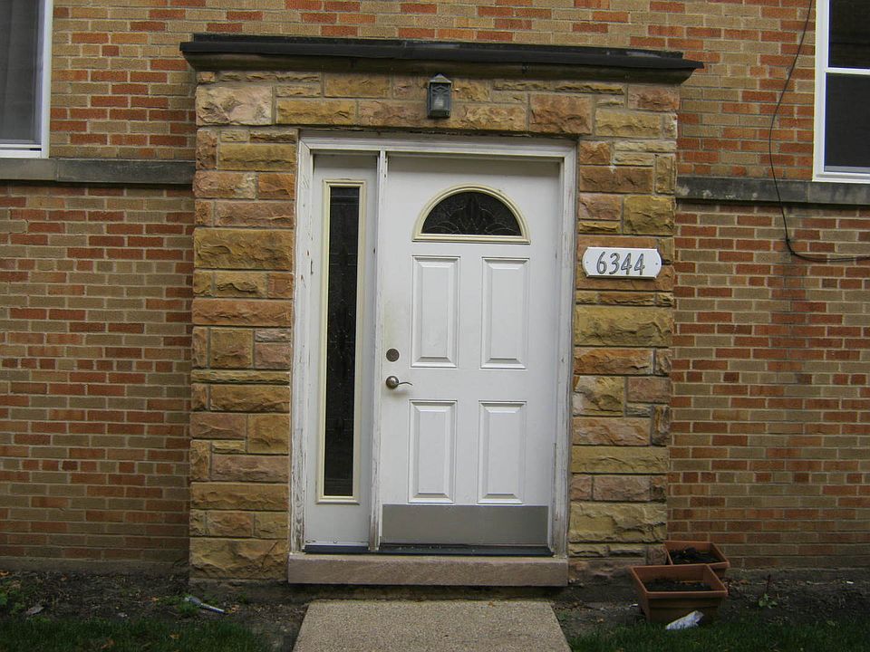 1st image of 6344 N Kedzie Ave Unit 2