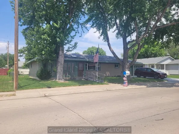 1920 W 11th St, Grand Island, NE 68803