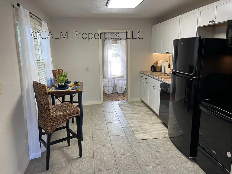 319 S Connecticut Ave — Photo 4