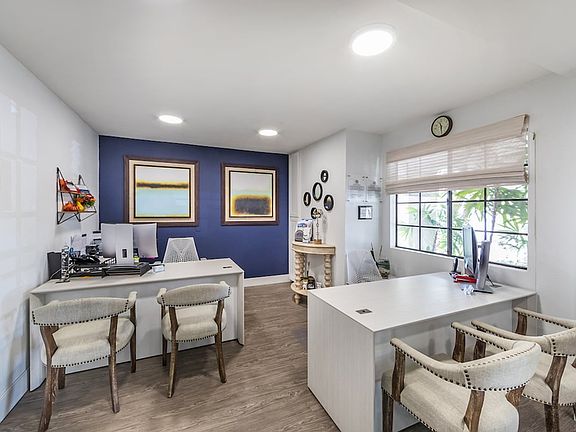 Leasing Office
