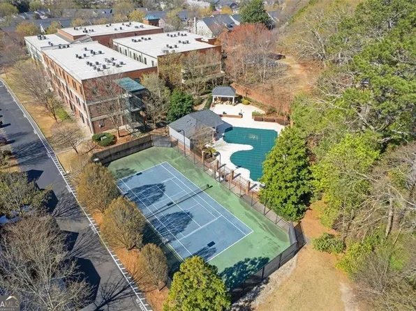 1846 Liberty Ln, Roswell, GA 30075