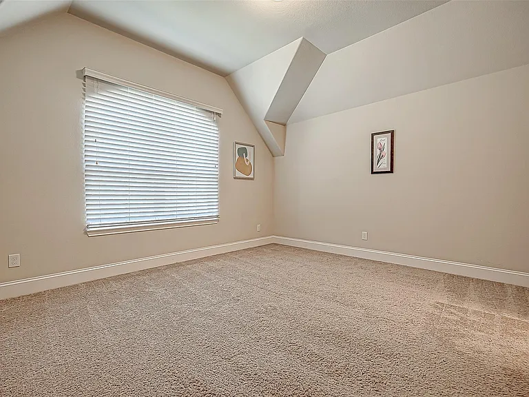 12604 Floral Park Ln — Photo 22