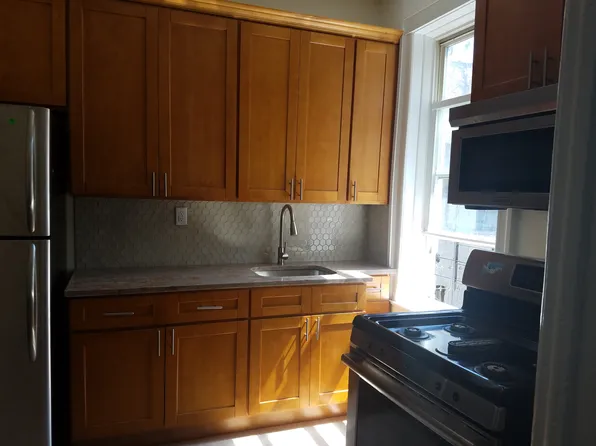 381 Legion St #2F, Brooklyn, NY 11212