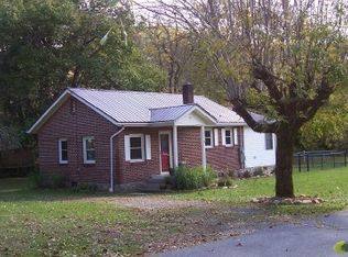 27 Bartlett St, Sylva, NC 28779