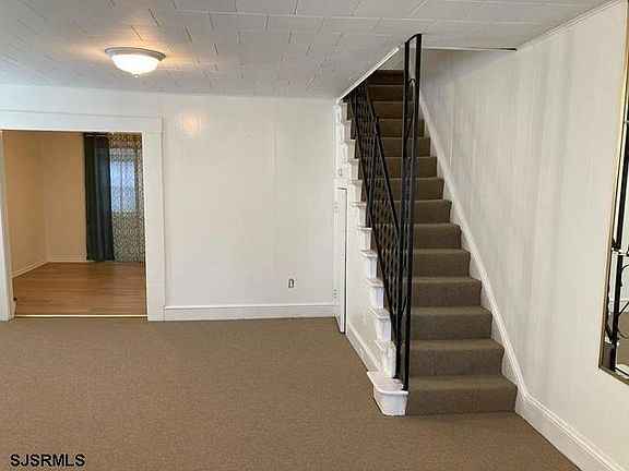 5th image of 432 Wisteria Rd