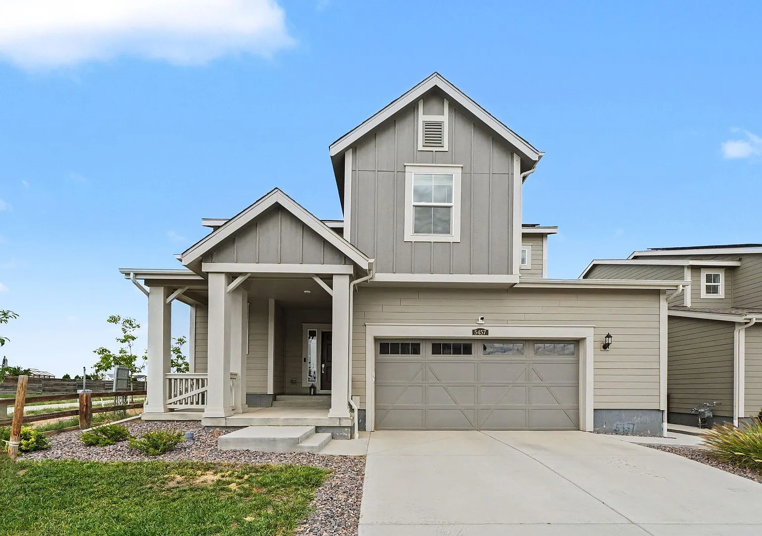 3 Bed / 2.5 Bath Home in Haven at Barefoot Lakes Firestone — Photo 1