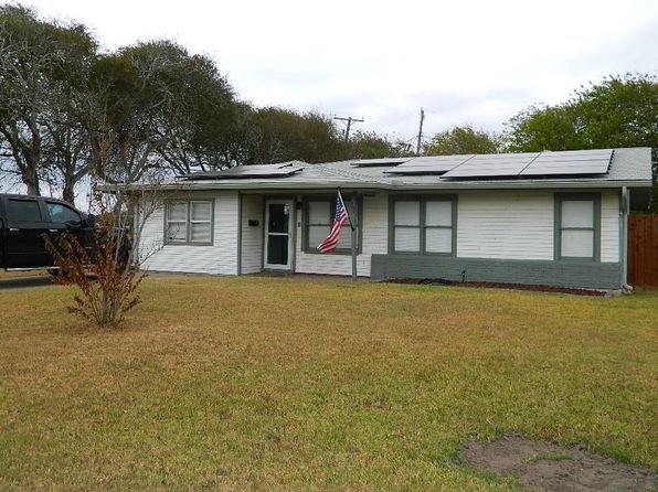 101 Maple Dr