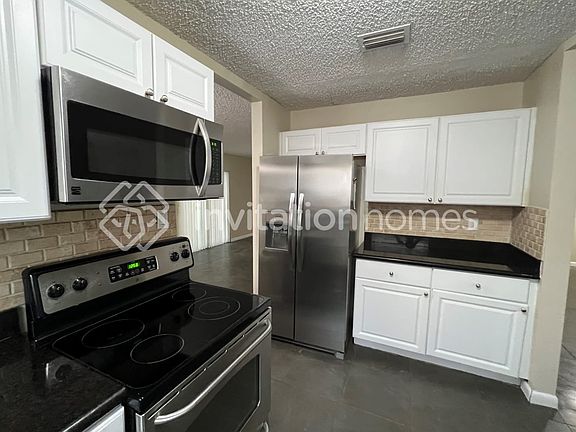 4th image of 7508 NW 40th St