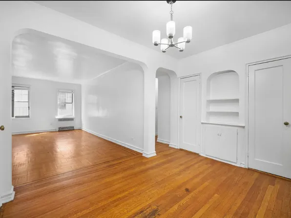 601 East 19th Street image 1 of 9