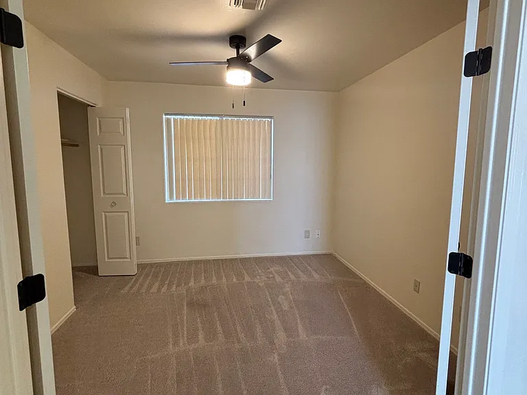 3rd bedroom/den. Large closet