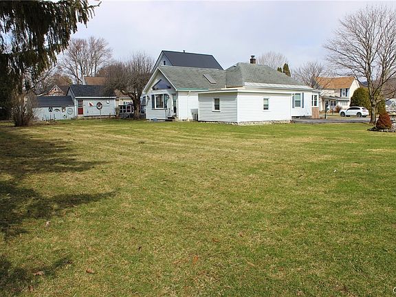 3rd image of 516 2nd Avenue Ext