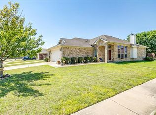 939 Micah Rd, Burleson, TX 76028
