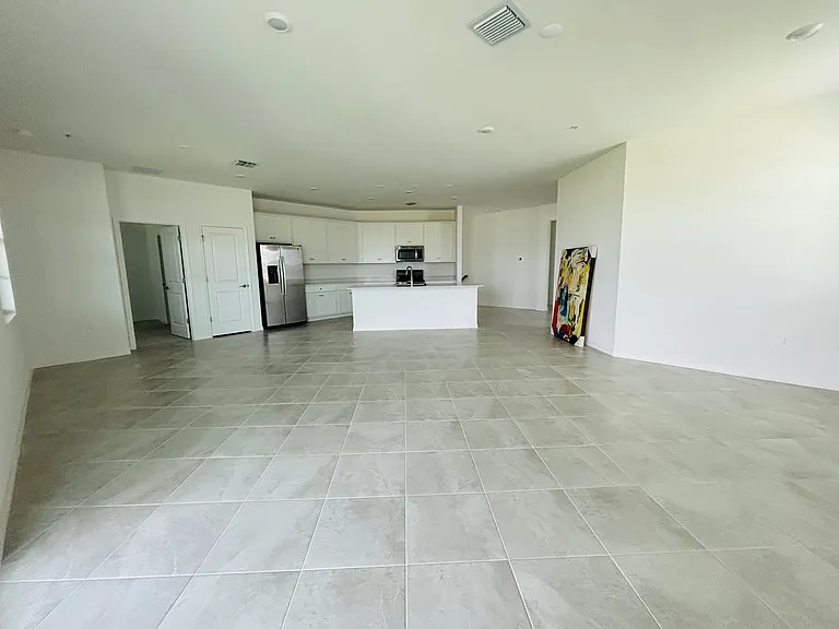 20590 Hazelnut Ct S #1621 — Photo 10