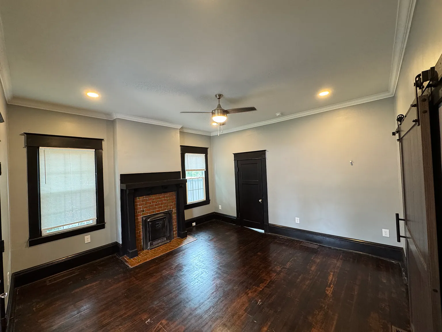 1 bed, 677 sqft, $1,000 — Photo 3