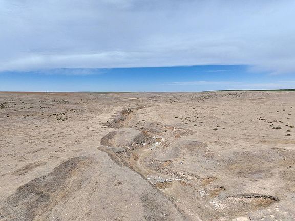4th image of 0 Road 4