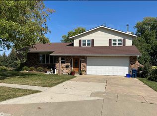 2206 Fort St, Denison, IA 51442