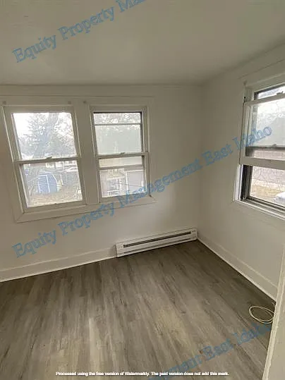 809 E Clark St #4 — Photo 5