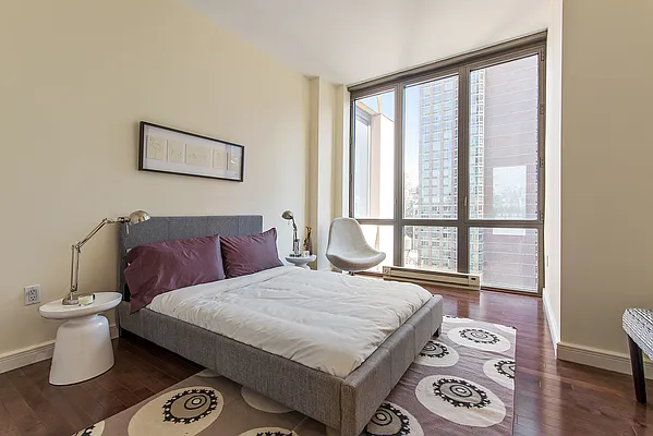 Sold by CORE | media 7
