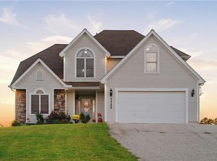 7725 Huckleberry Rd, Odessa, MO 64076