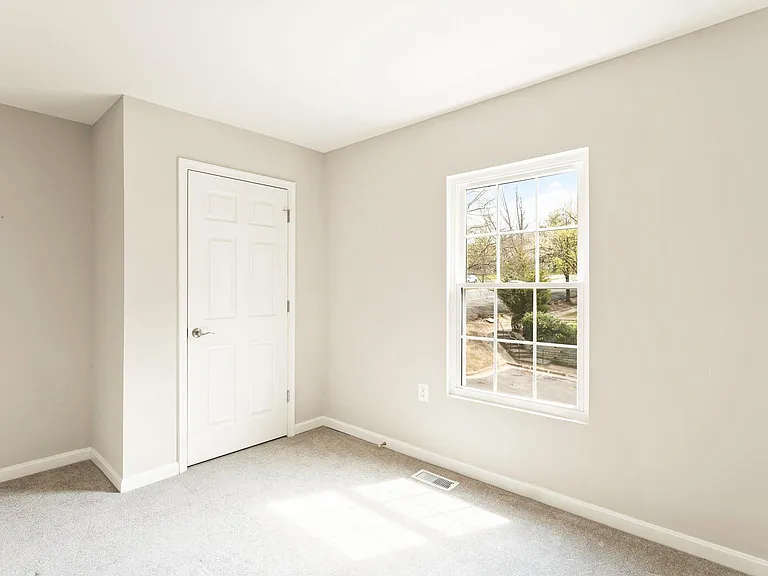 12168 Springwoods Dr — Photo 25