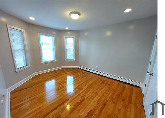 782 Morton St #3 — Photo 12