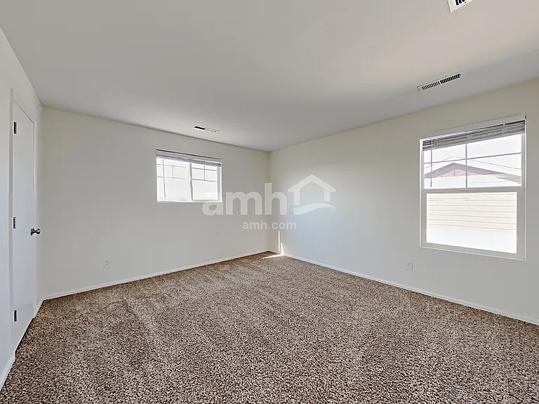 853 Willow Dr — Photo 18