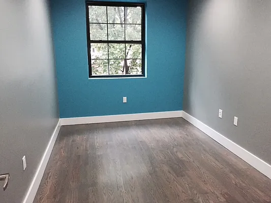 Rented by Premier Metro Realty Corp | media 33